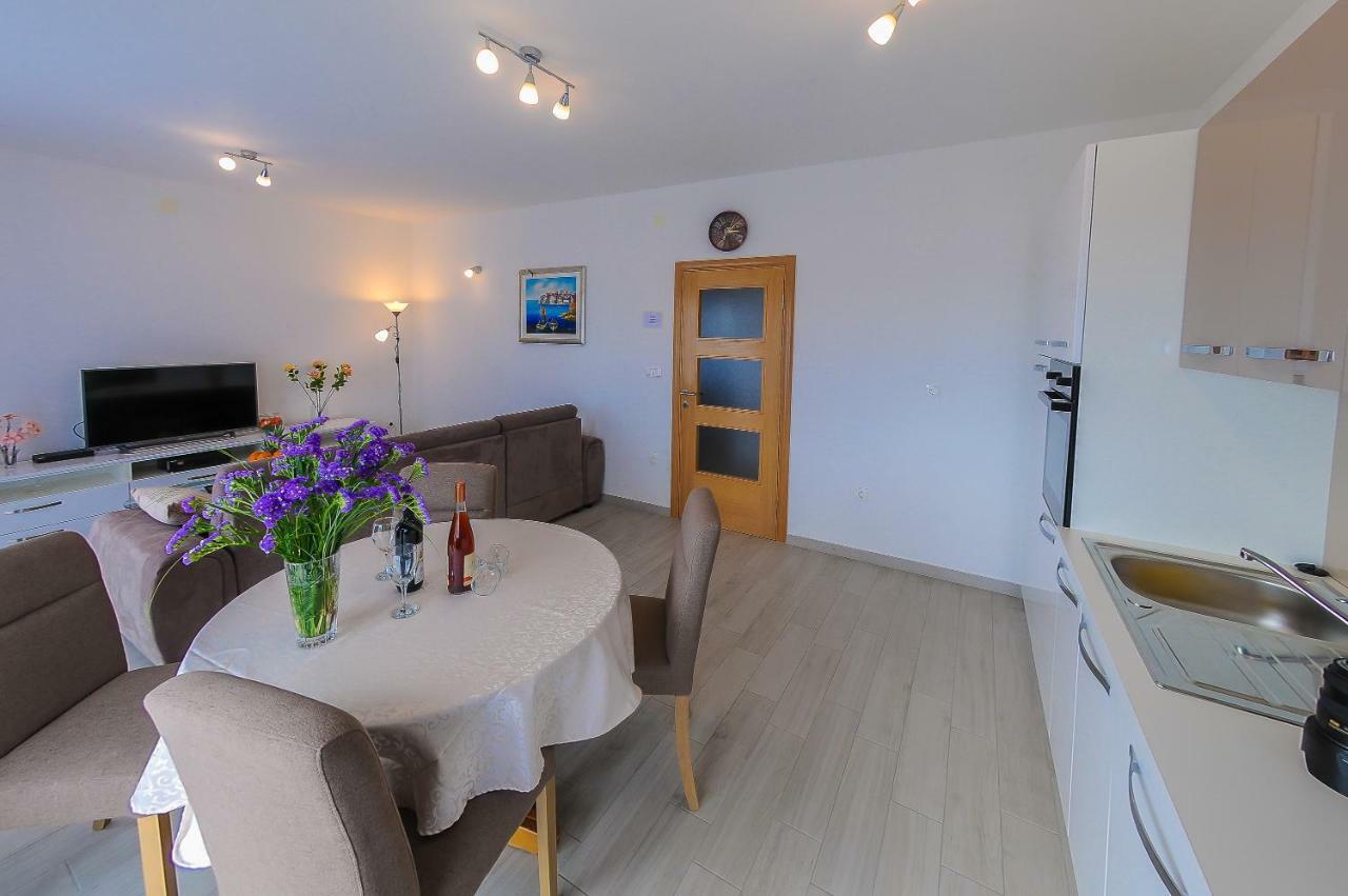 Apartment Petar Kaštela Eksteriør bilde